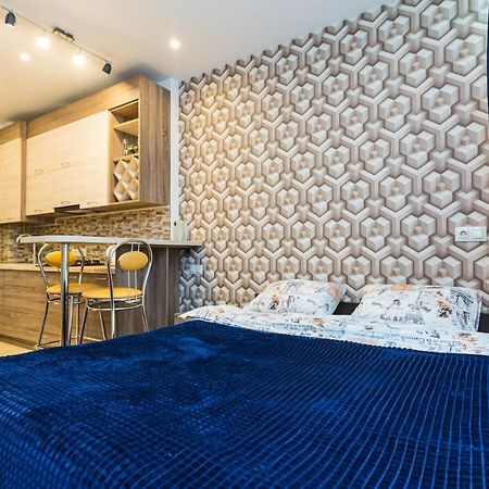 2 Kn. Romana Apartment Lviv Exteriör bild