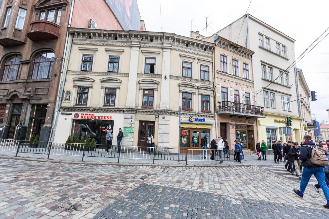 2 Kn. Romana Apartment Lviv Exteriör bild